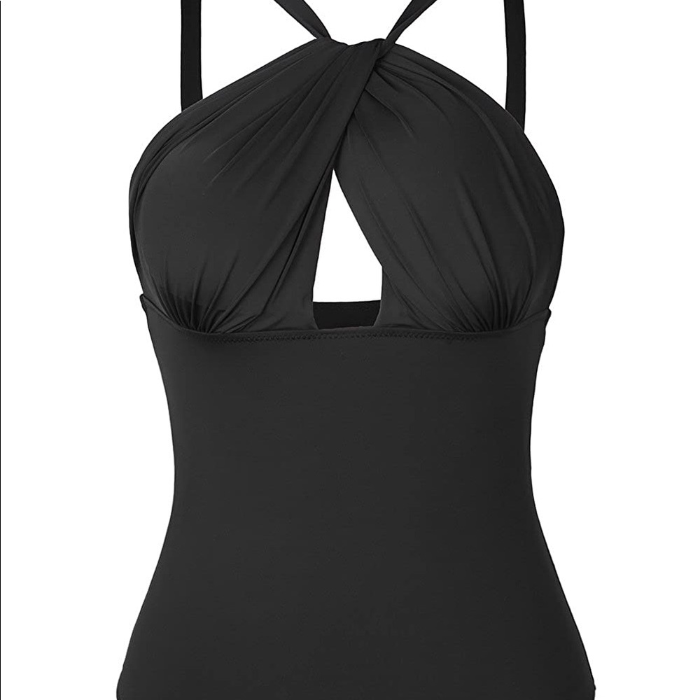 Cupshe front crossover one piece brand new